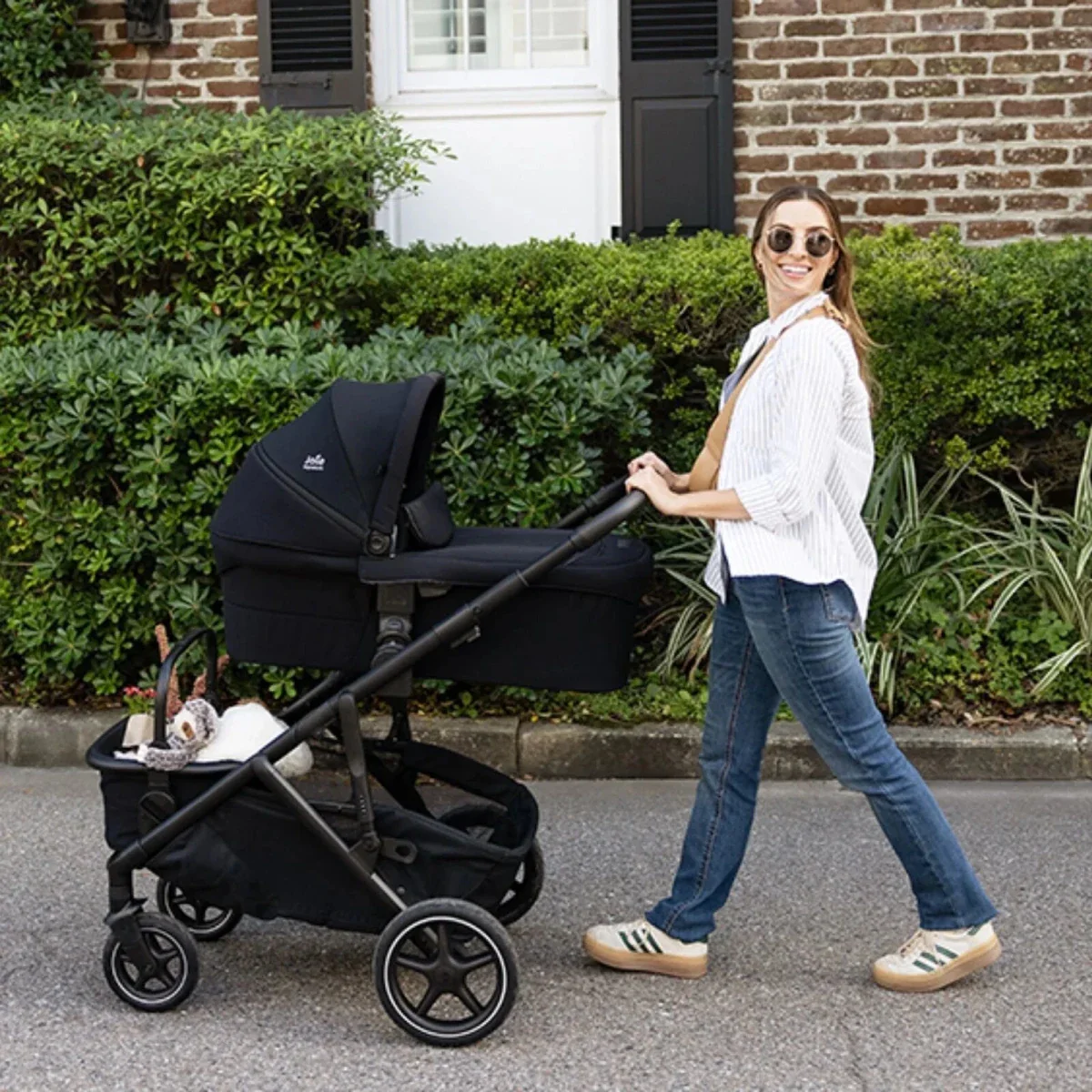 Joie Ramble XL Signature Carrycot - Eclipse - Image 10