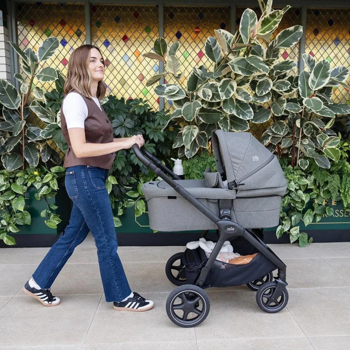 Joie Ramble XL Signature Carrycot - Eclipse - Image 6
