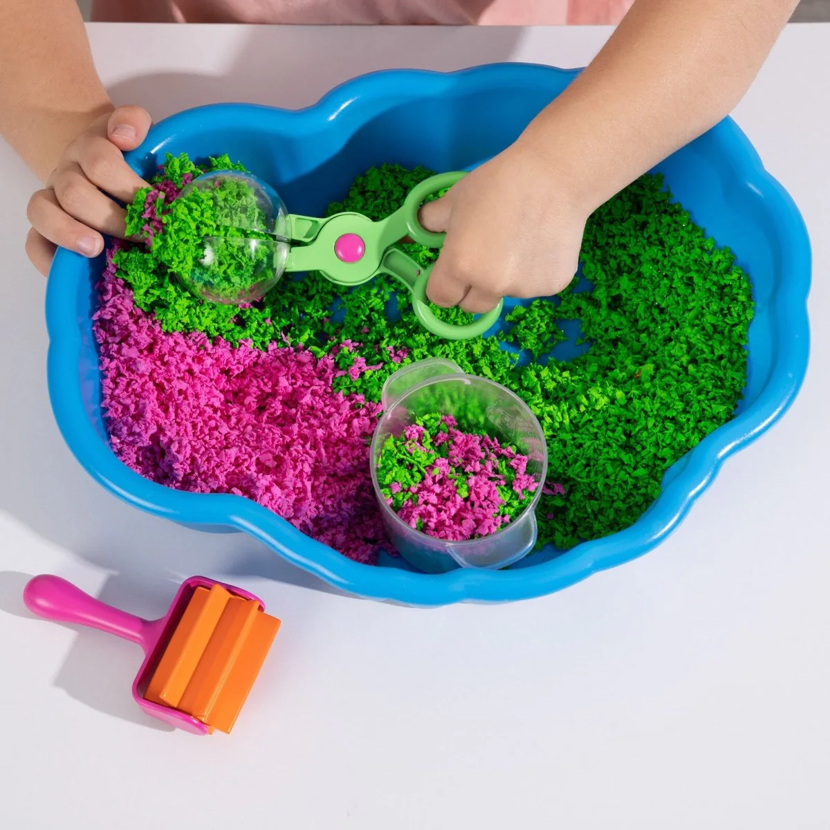Learning Resources Playfoam Pluffle Sensory Station - Image 5