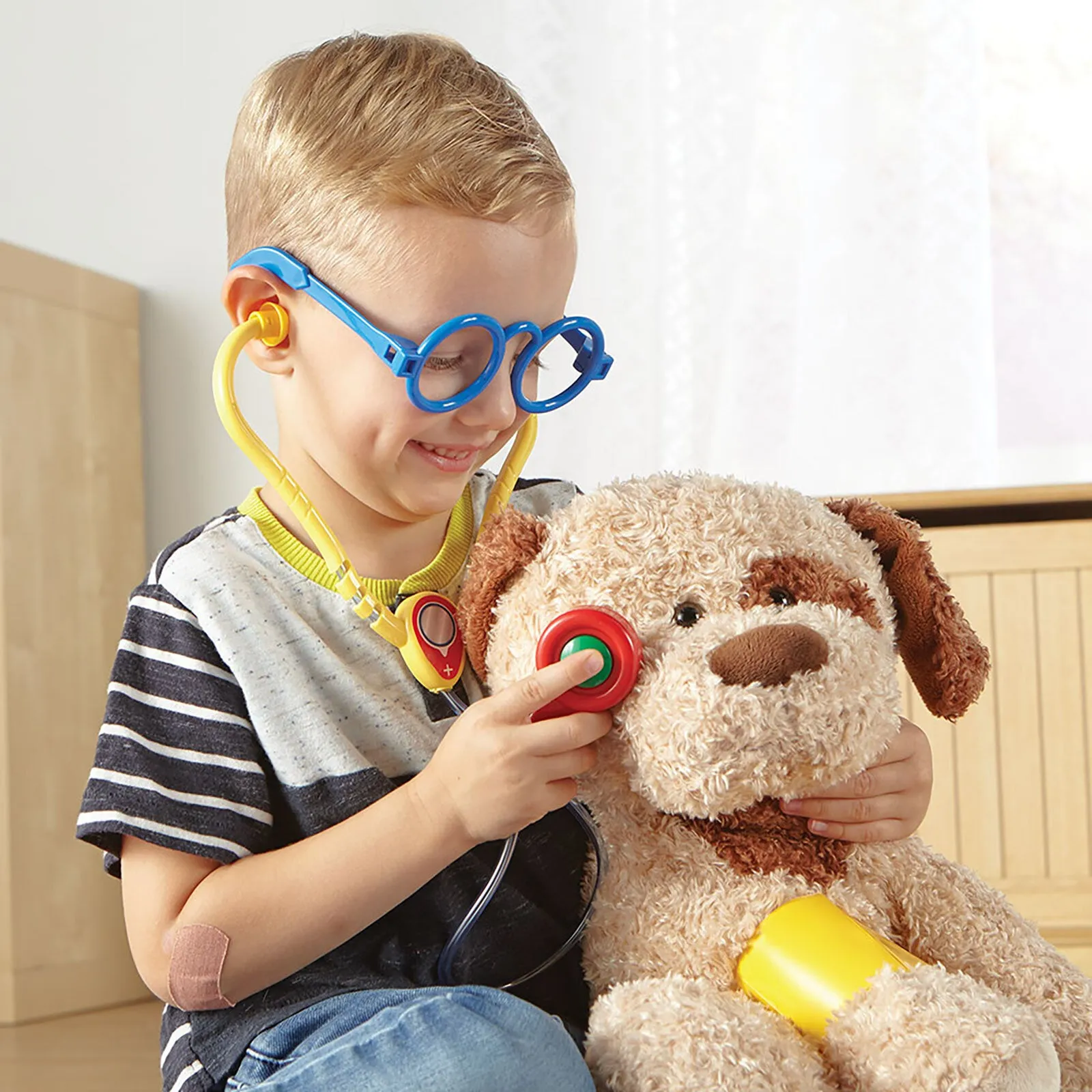 Learning Resources Pretend & Play Doctor Set - Image 4