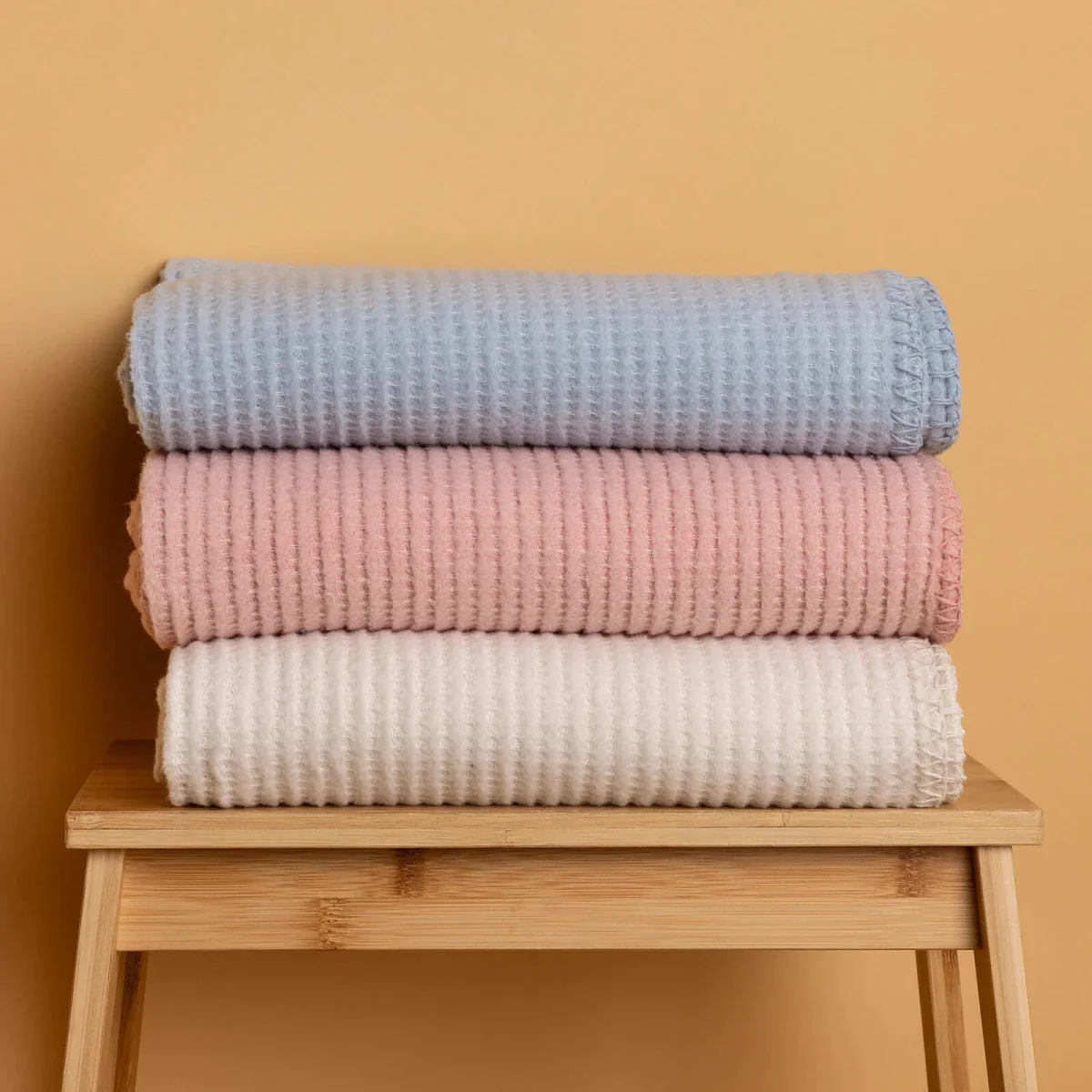 Little Dreams Unisex Blanket - Ecru - Image 8