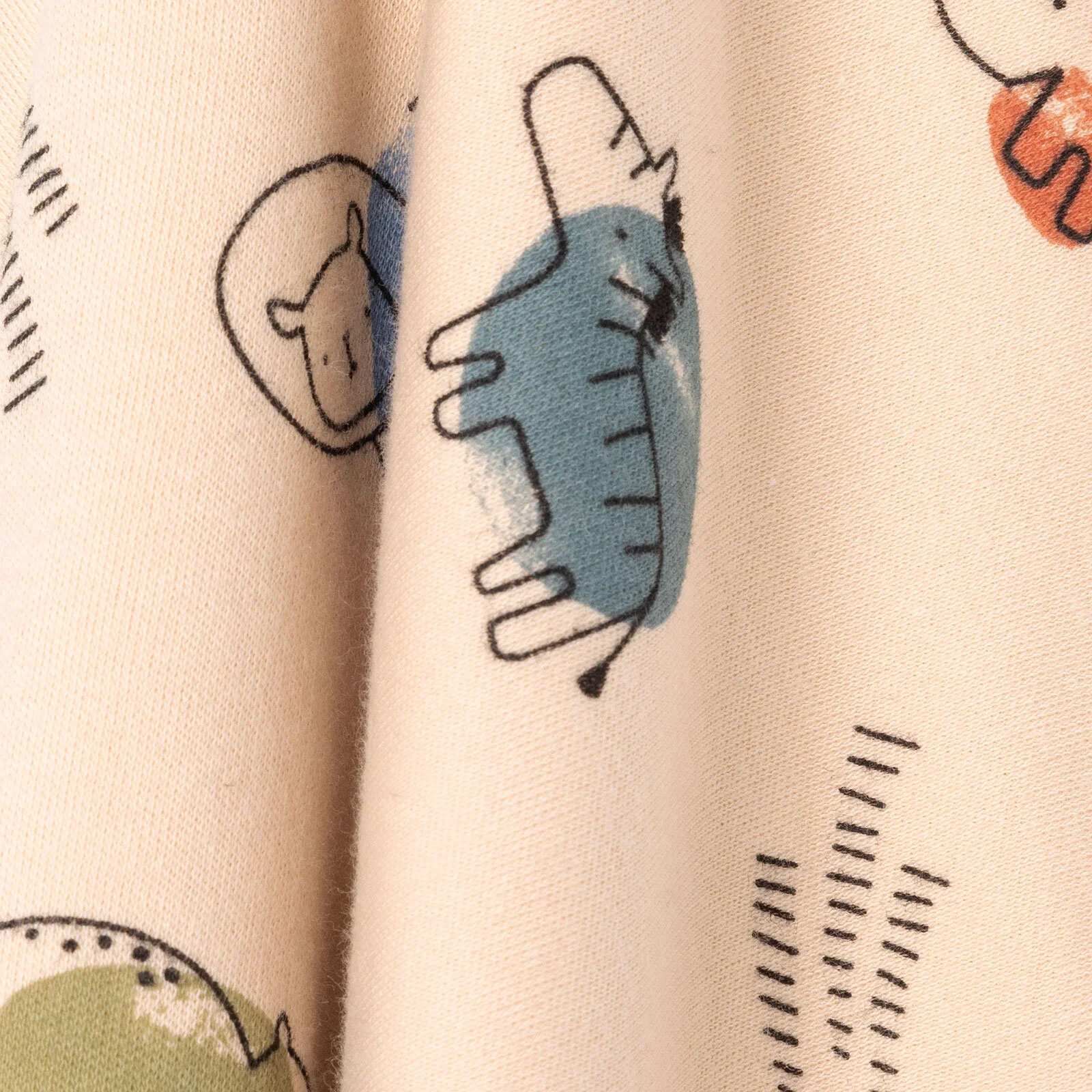 Little Dreams Unisex Blanket - Patterned - Image 4