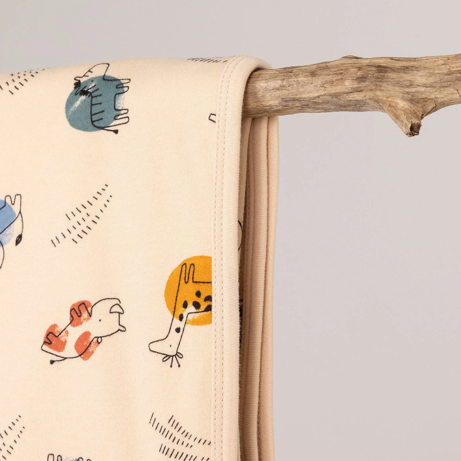 Little Dreams Unisex Blanket - Patterned - Image 6