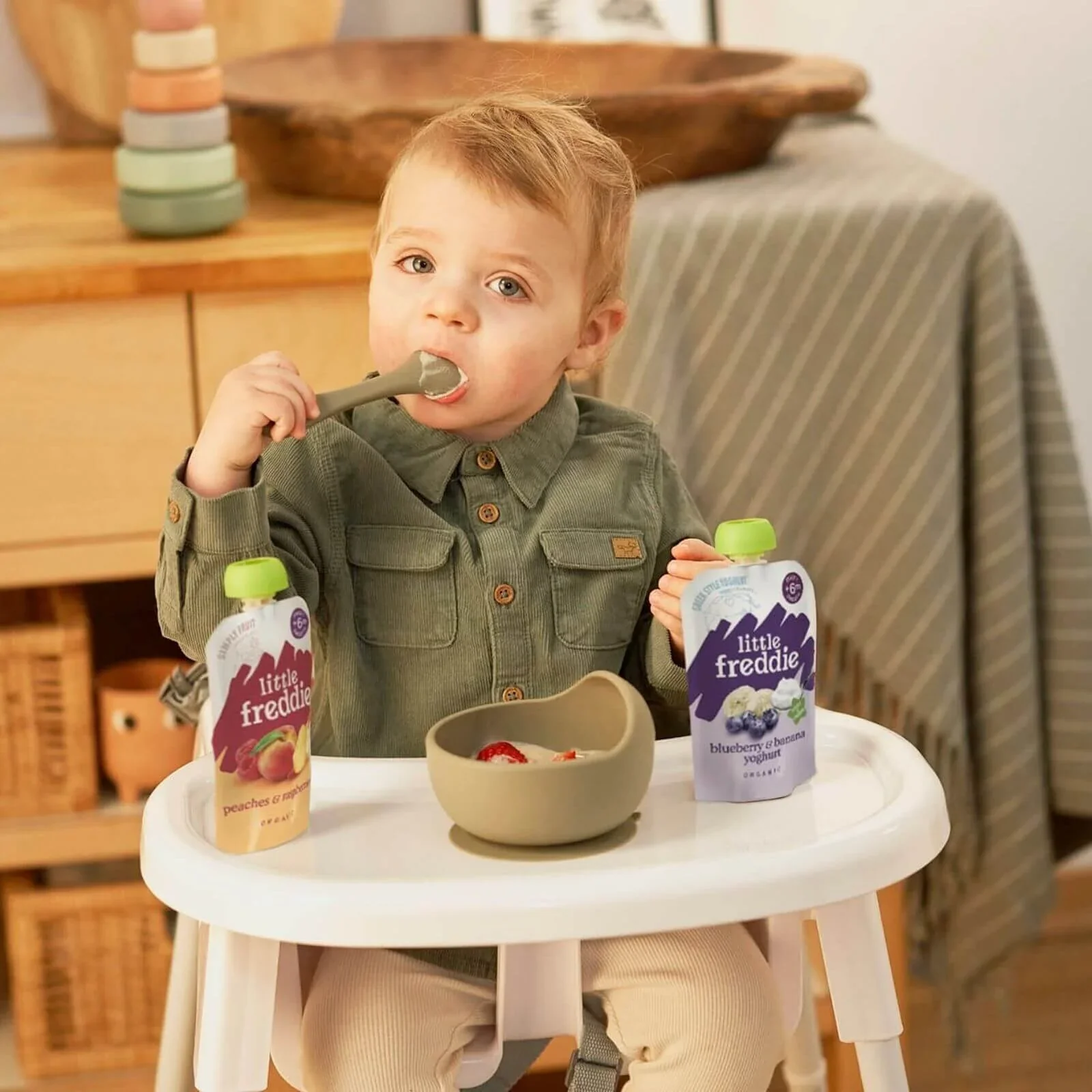 Little Freddie Organic Blueberry & Banana Greek Style Yoghurt Baby Food Pouch 6+ months 100g - Image 5