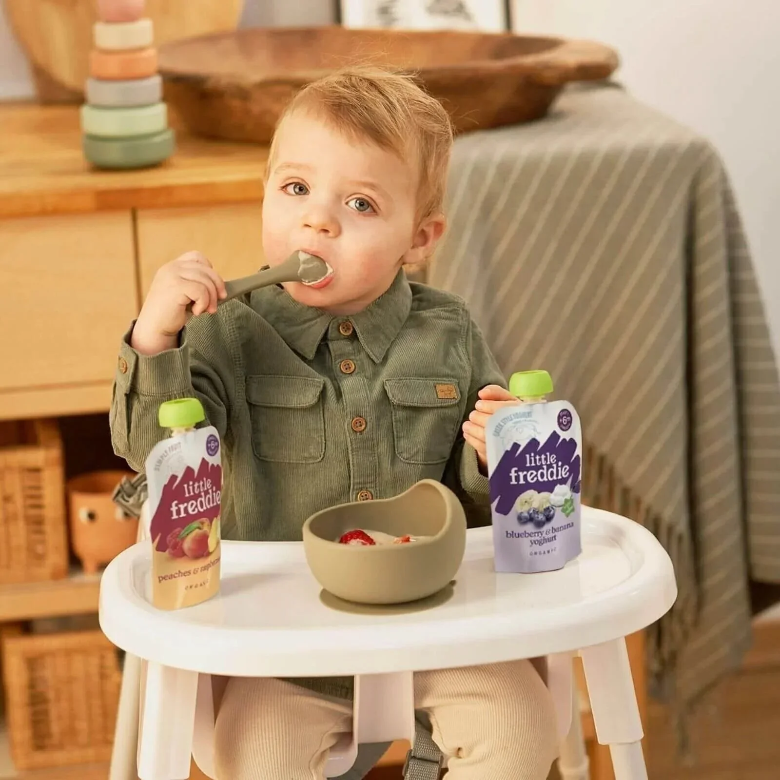 Little Freddie Organic Pink Lady Apple Greek Style Yoghurt Baby Food Pouch 6+ months 100g - Image 4