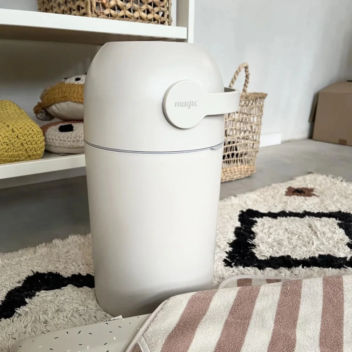 Magic Majestic Nappy Bin - Beige - Image 10