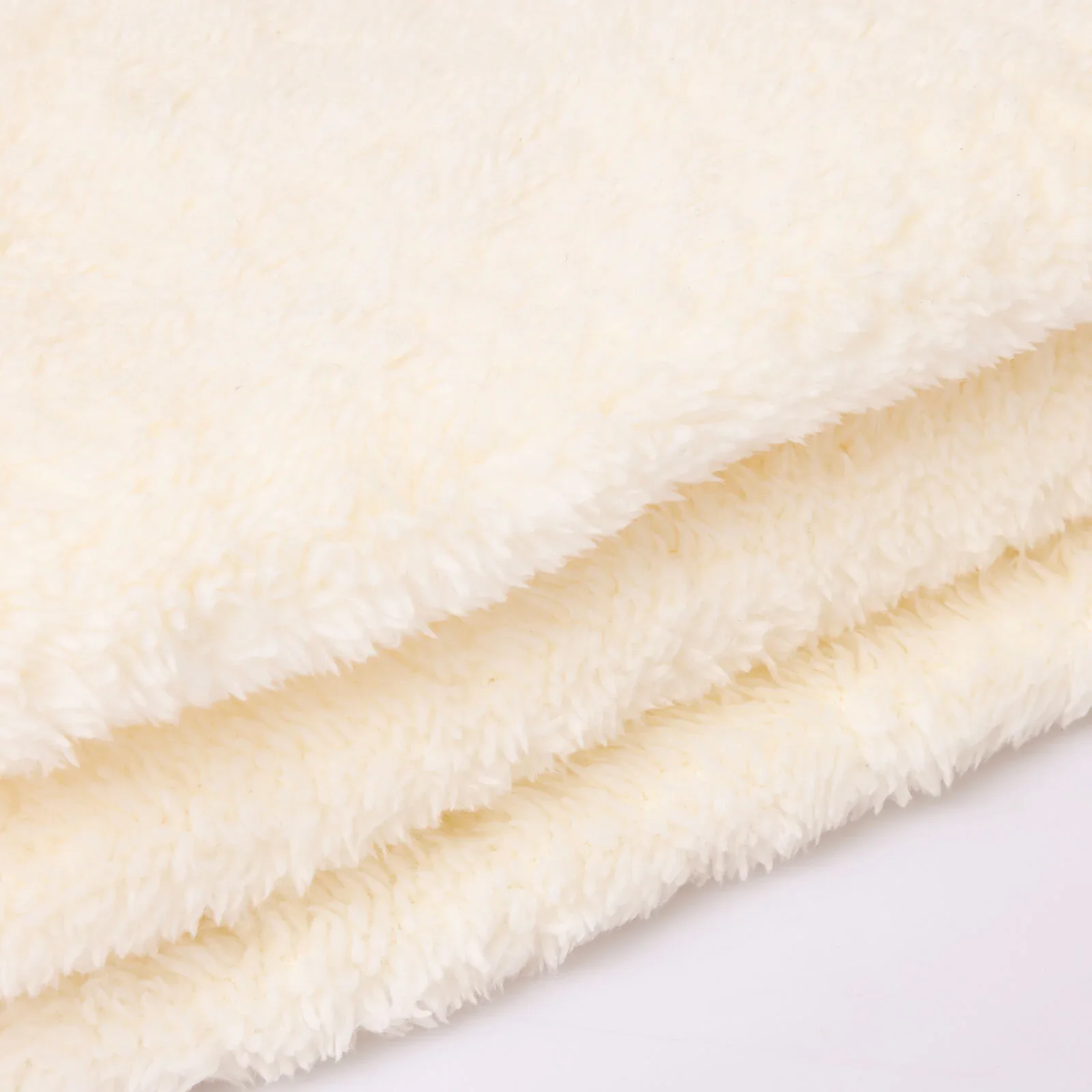Markaev Unisex Blanket - White - Image 7