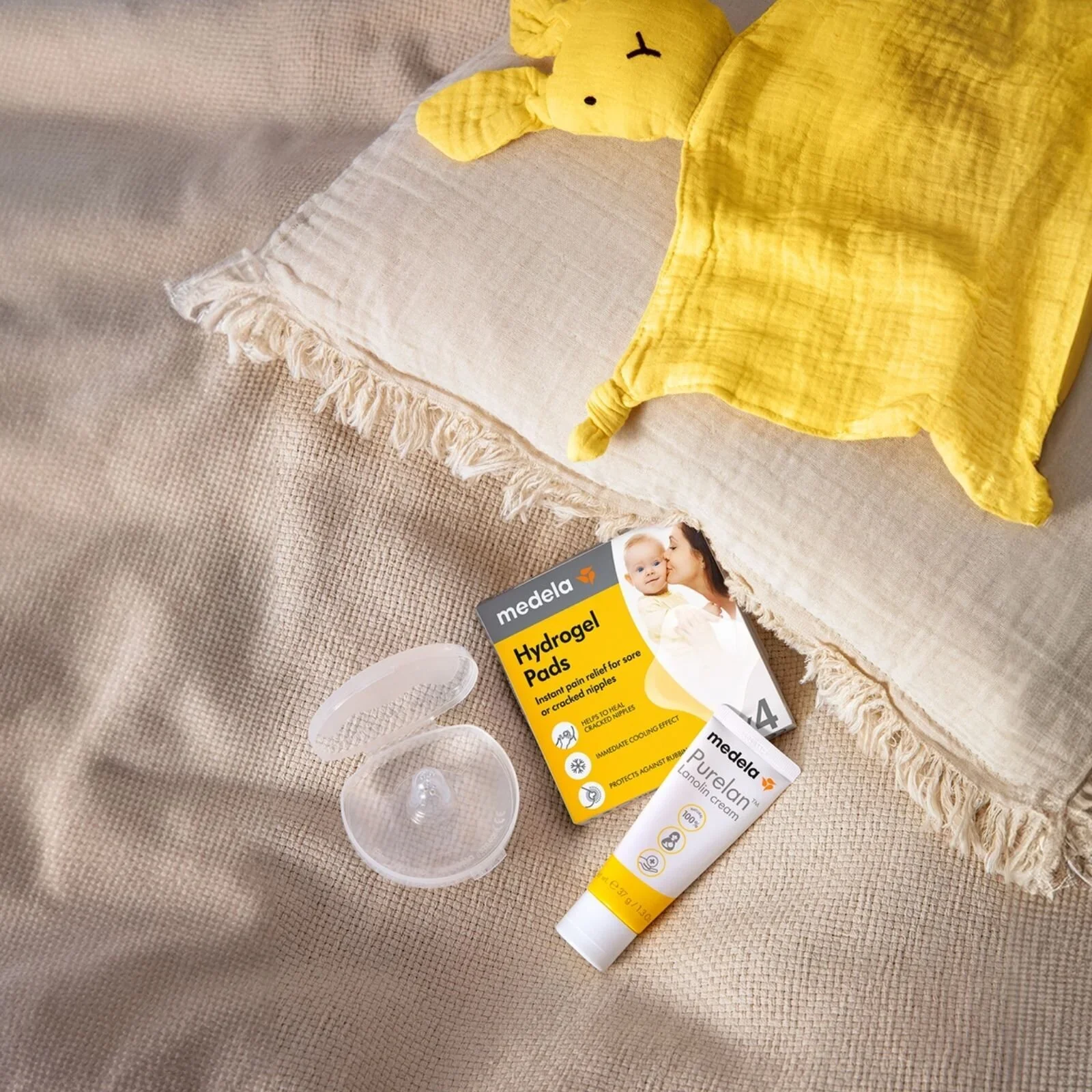 Medela Contact Nipple Shields (L) with Case Pack of 2 - Image 5
