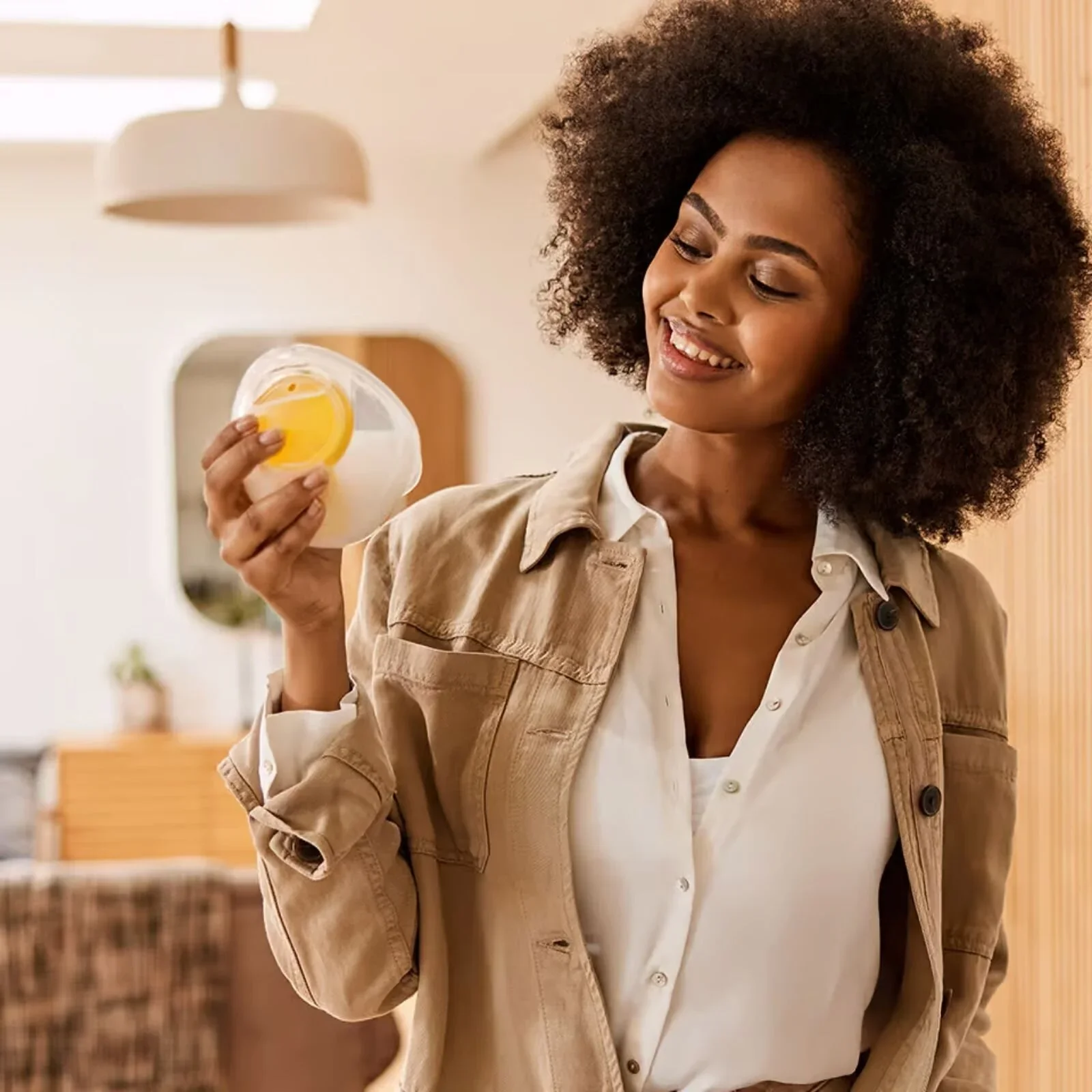 Medela Solo Hands-Free Single Electric Breast Pump - Image 10