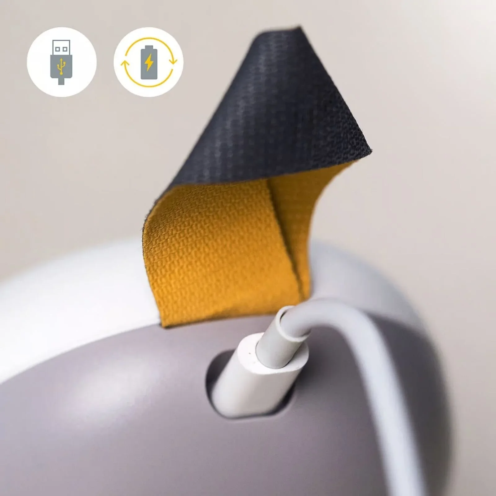 Medela Swing Maxi Hands Free Double Electric Pump - Image 6