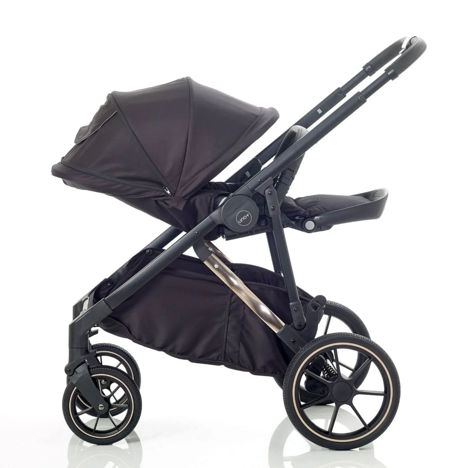 Mee-Go UNO Plus 3-in-1 Travel System - Black/Chrome - Image 9