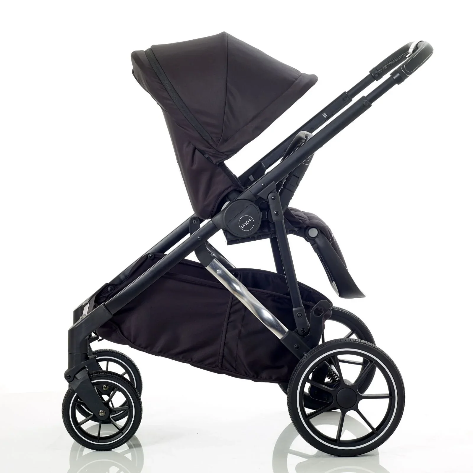 Mee-Go UNO Plus 3-in-1 with ISOFIX Base Travel System - Black/Chrome - Image 5