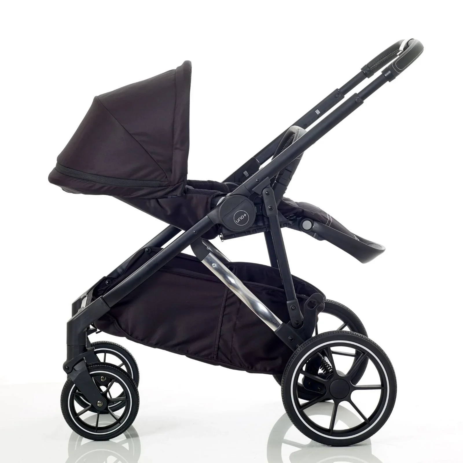 Mee-Go UNO Plus 3-in-1 with ISOFIX Base Travel System - Black/Chrome - Image 8
