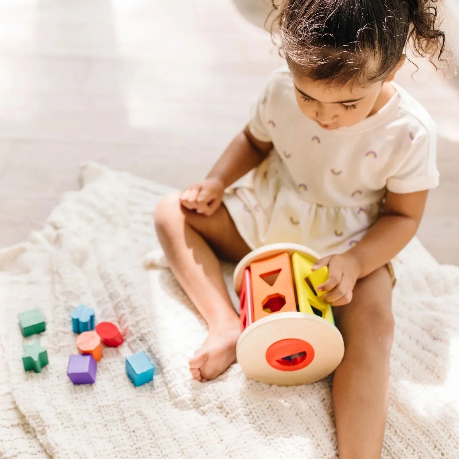 Melissa & Doug Match & Roll Wooden Shape Sorter - Image 6