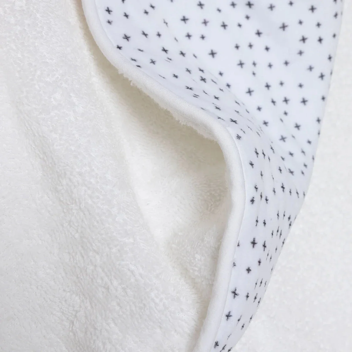 Mollia Baby Towel Girls - White - Image 3