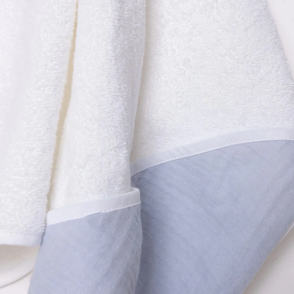 Mollia Unisex Muslin Baby Towel 75x75 cm - Grey - Image 2