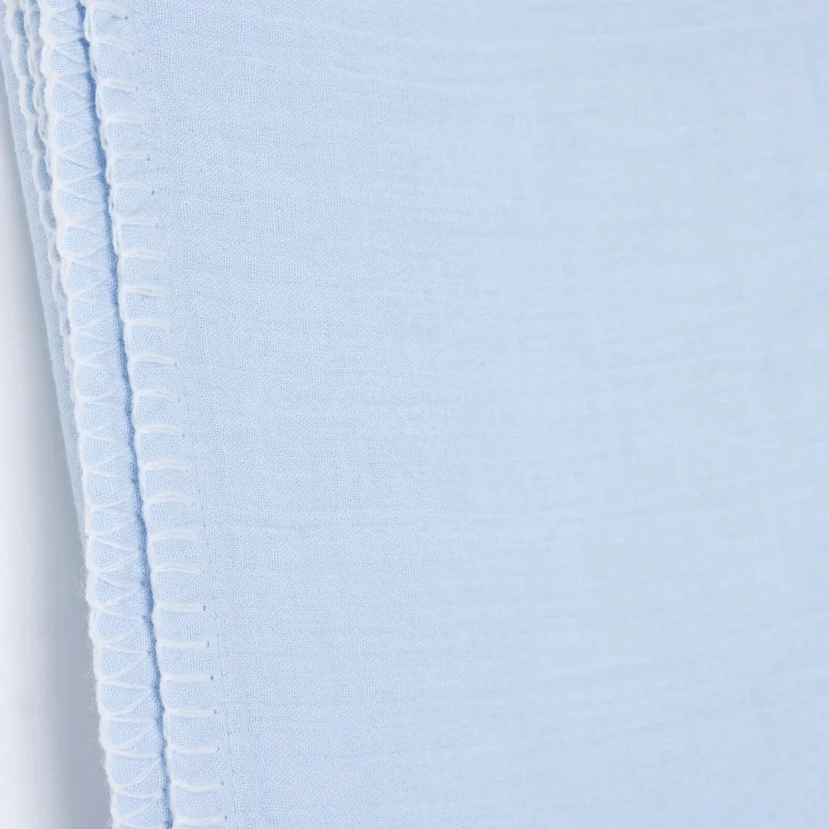 Mollia Unisex Muslin Blanket - Blue - Image 5