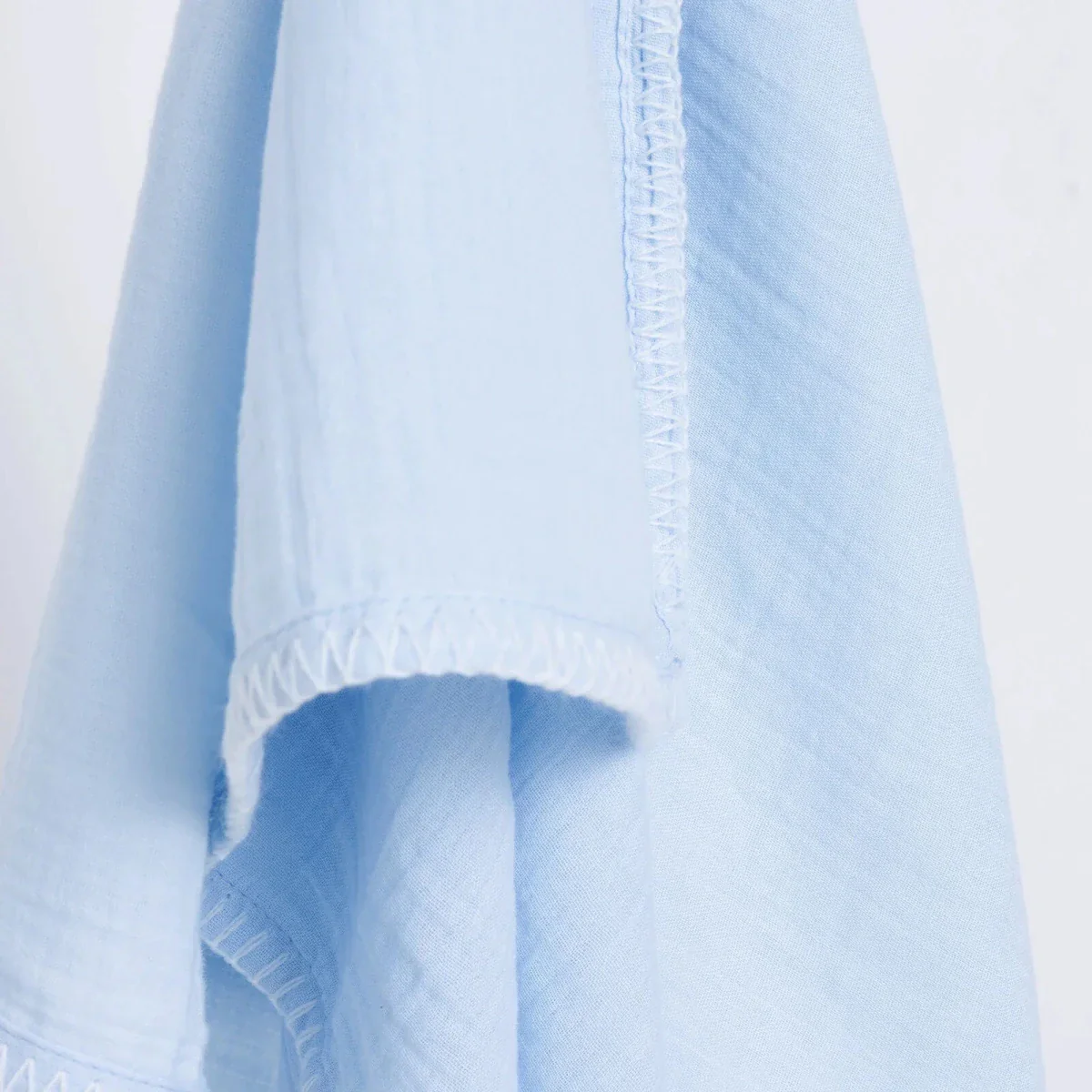 Mollia Unisex Muslin Blanket - Blue - Image 7