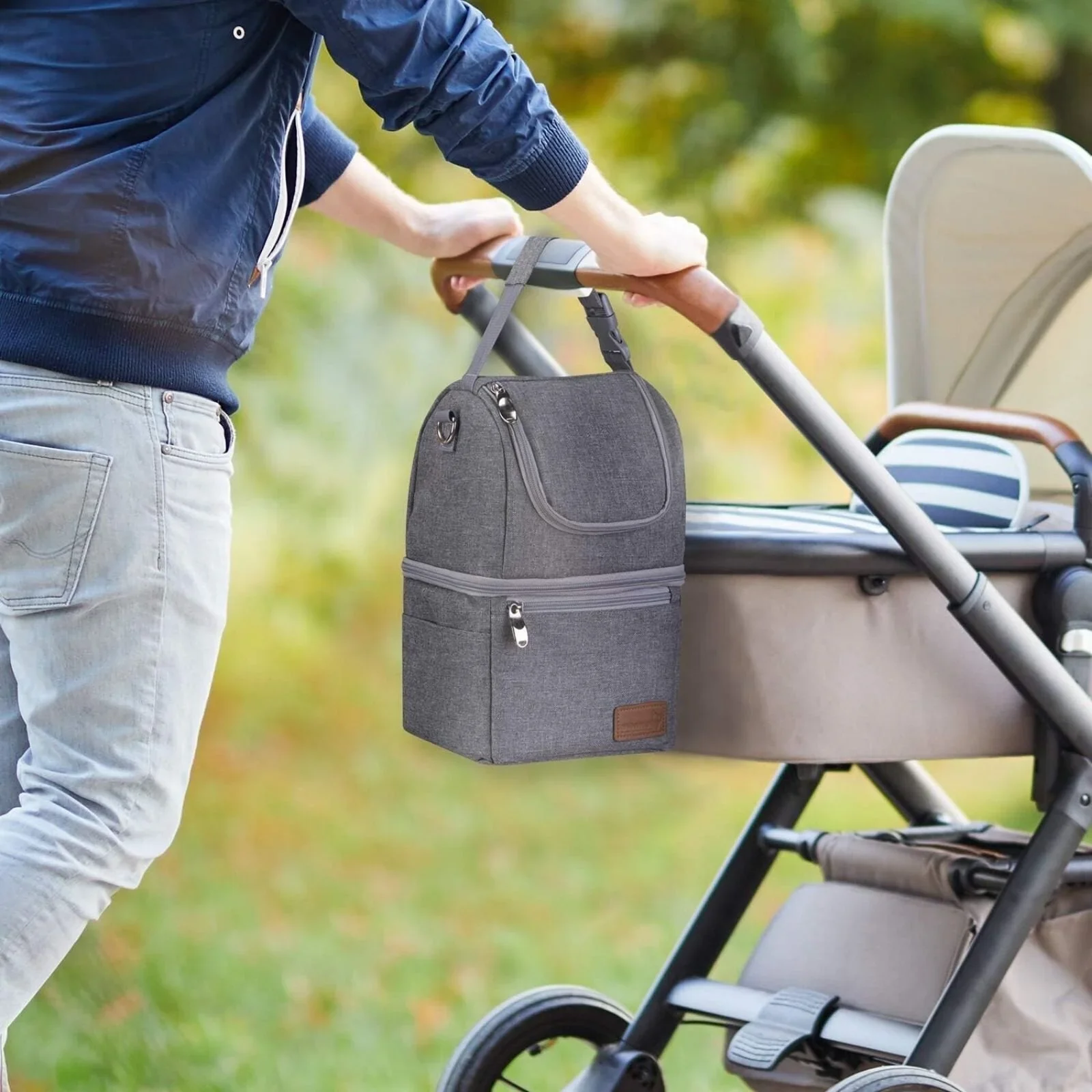 Momcozy Breastmilk Cooler Carrying Bag - Image 13