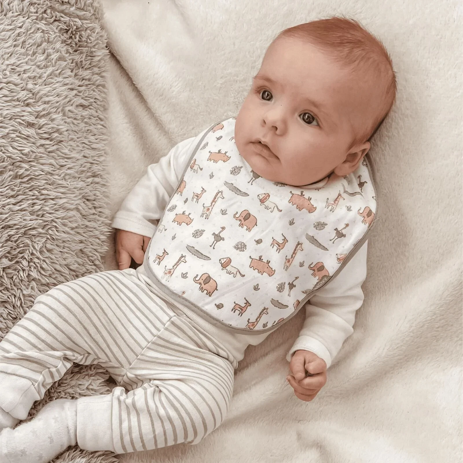 Nuby Snug and Dry Bibs Pack of 4 - Image 4