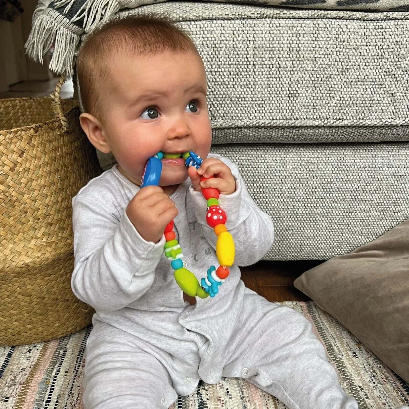 Nuby Bug a Loop Teether - Multicolour - Image 2