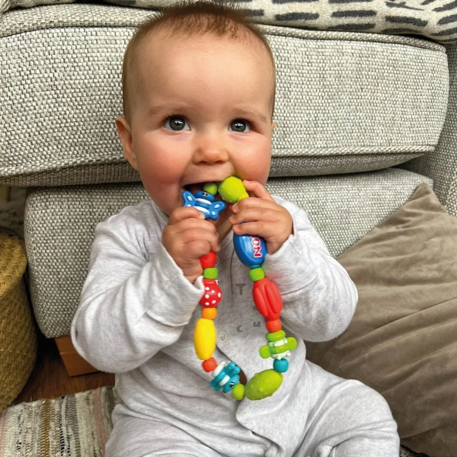 Nuby Bug a Loop Teether - Multicolour - Image 4