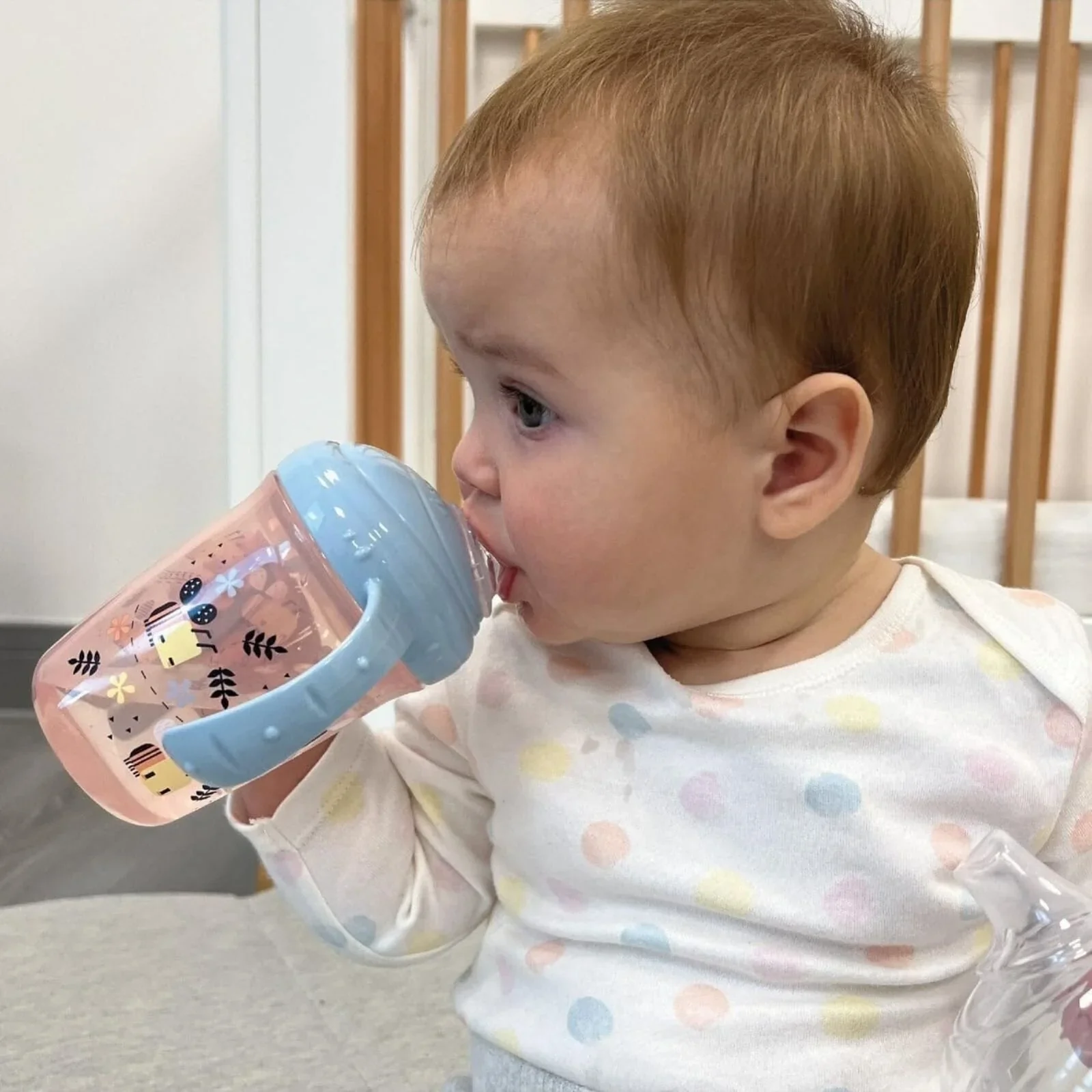 Nuby Grip N' Sip Training Cup Pack of 1 240ml - Image 3