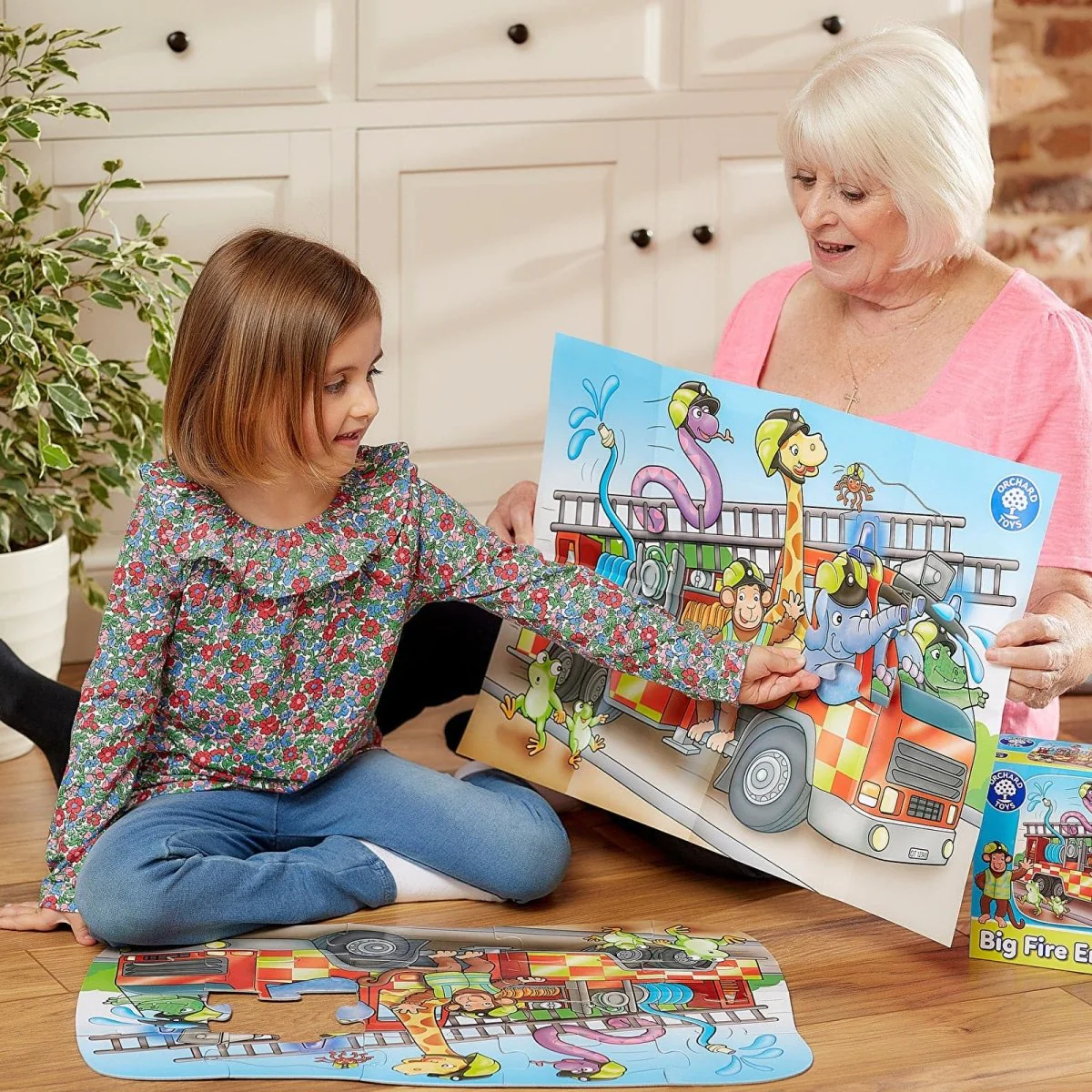 Orchard Toys Big Fire Engine Jigsaw Puzzle - Image 3