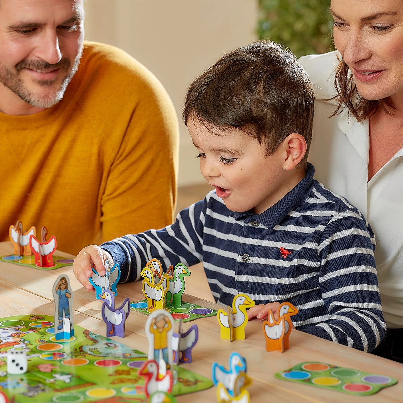 Orchard Toys Goose On The Loose Educational Colour Matching Game - Image 5