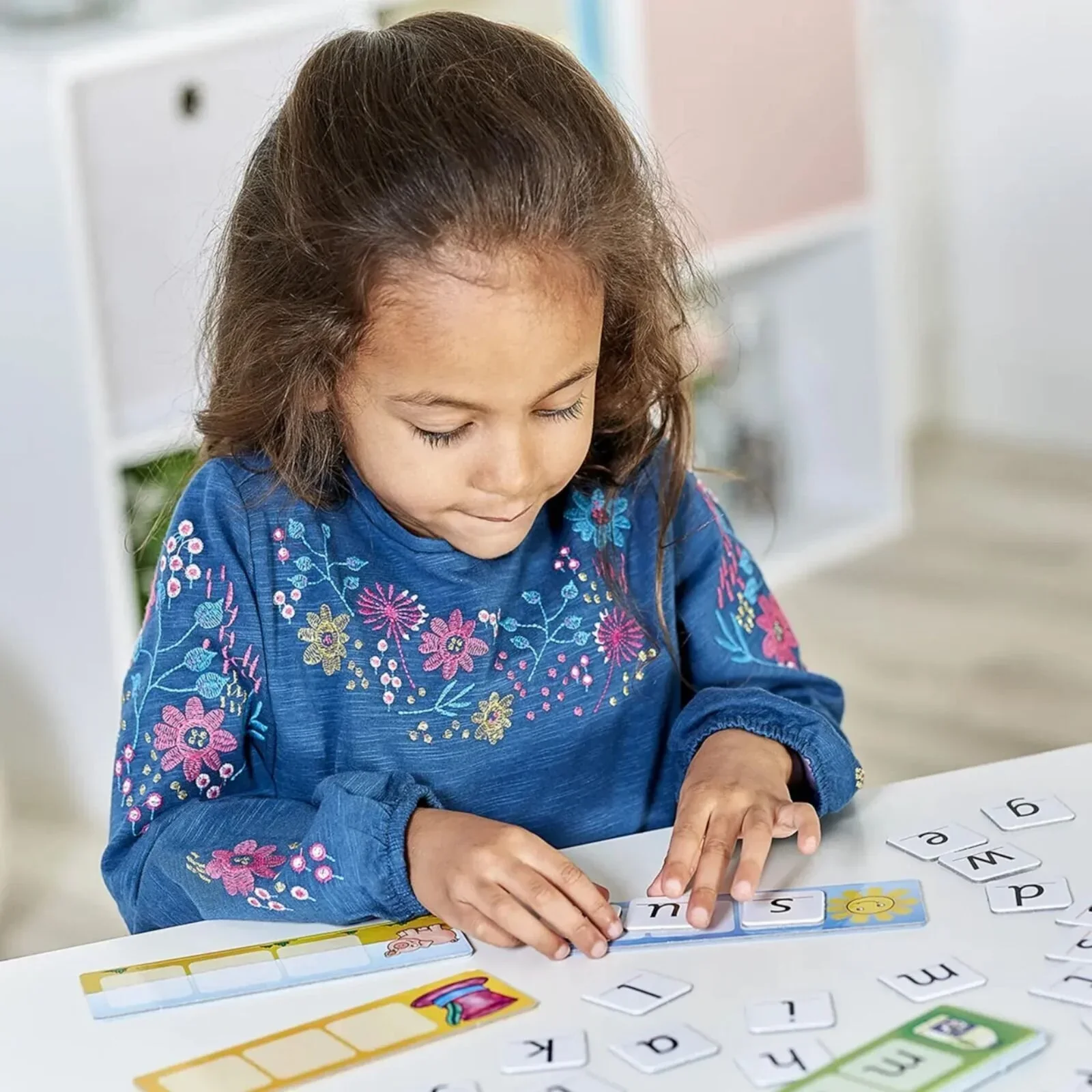 Orchard Toys Match & Spell Game - Image 9