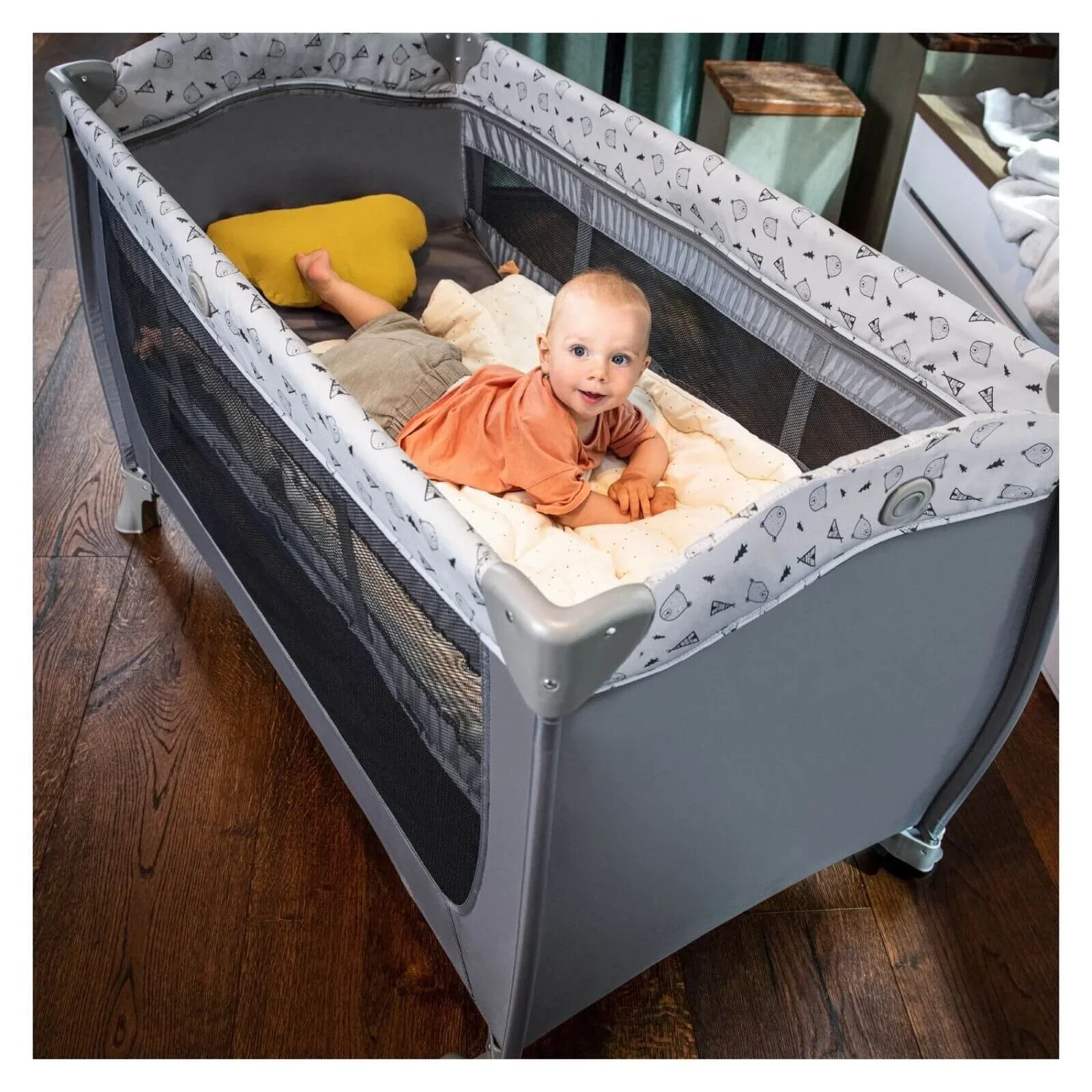Outlet - Hauck Sleep N Play Center Bassinet Travel Cot & Playpen - Stars - Image 8