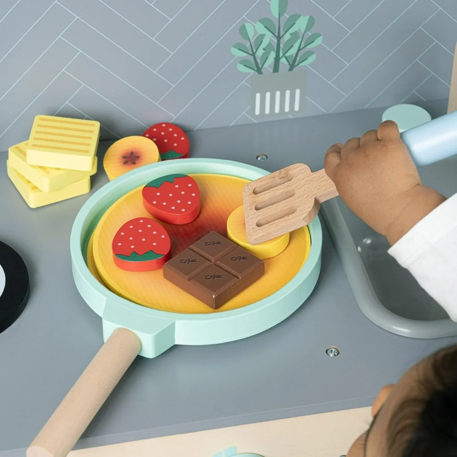 Owl & Fox Wooden Imagination Kitchen Pancake Set - Image 5