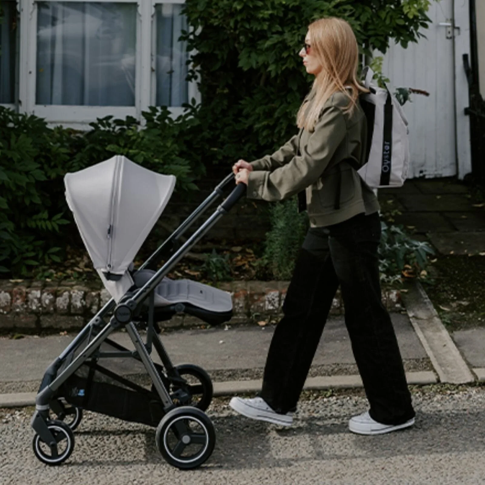Oyster Gravity+ Stroller 5 pcs Bundle - Carbonite - Image 21
