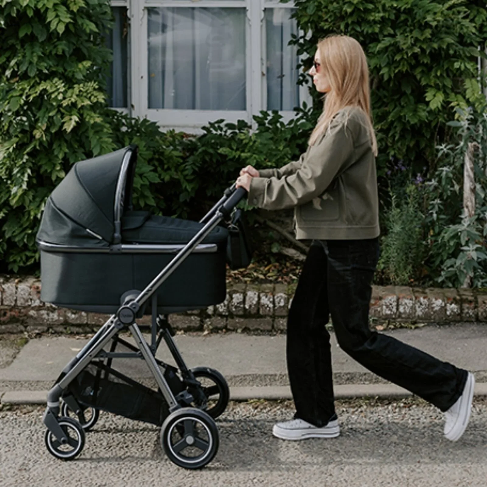 Oyster Gravity+ Stroller 9 pcs Bundle - Carbonite - Image 31
