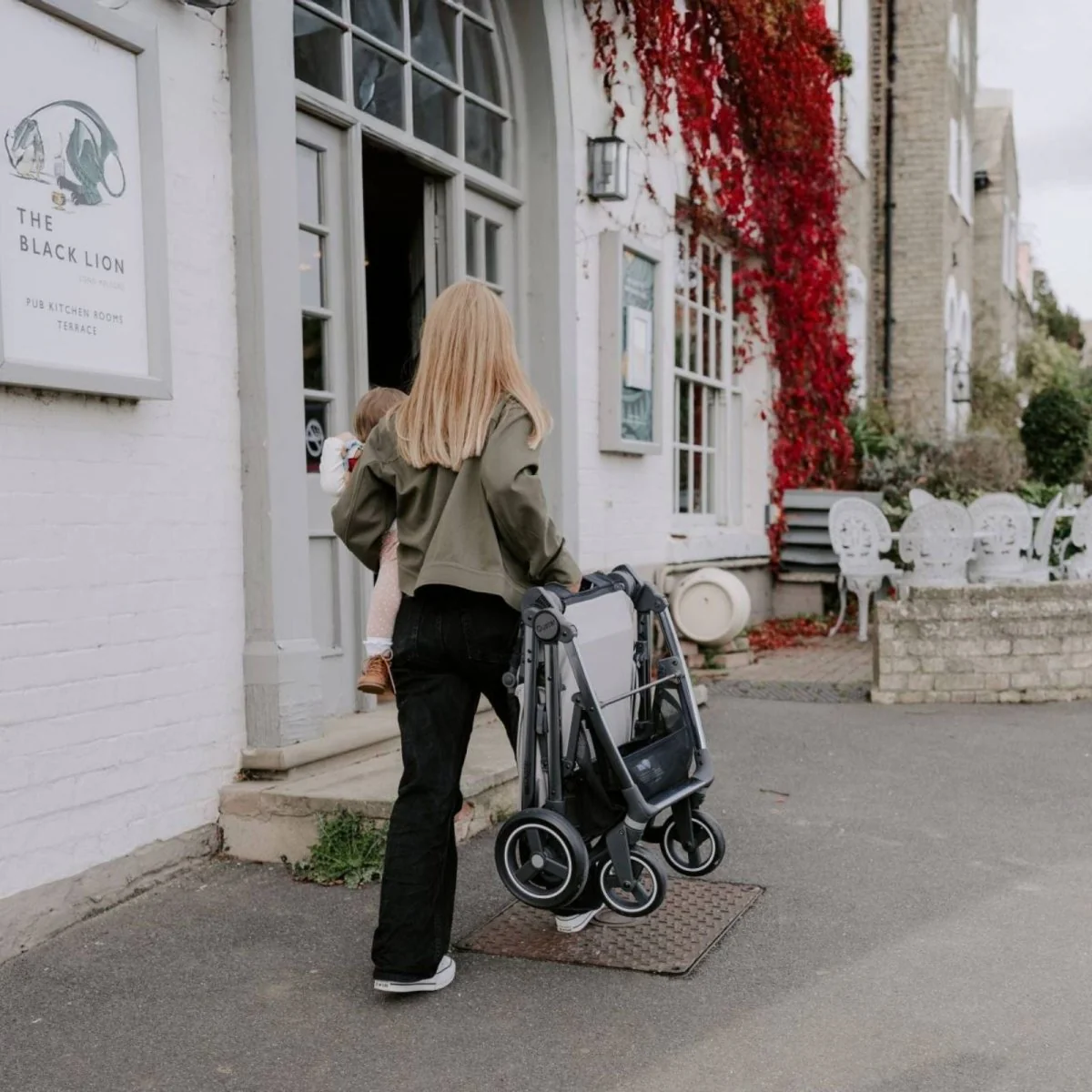 Oyster Gravity+ Stroller Bundle 4 pcs - Carbonite - Image 4