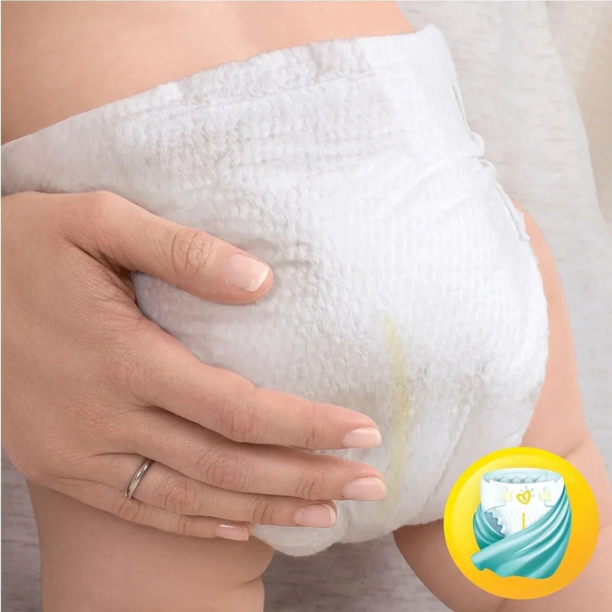 Pampers New Baby Size 0 Premium Protection - 24 nappies - Image 3