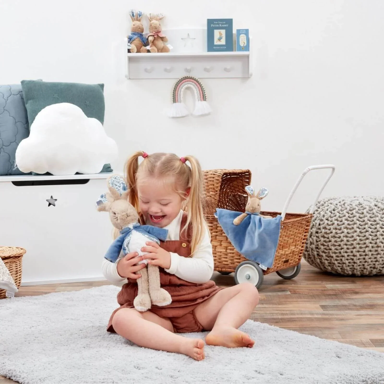 Peter Rabbit Deluxe Soft Toy - Image 5