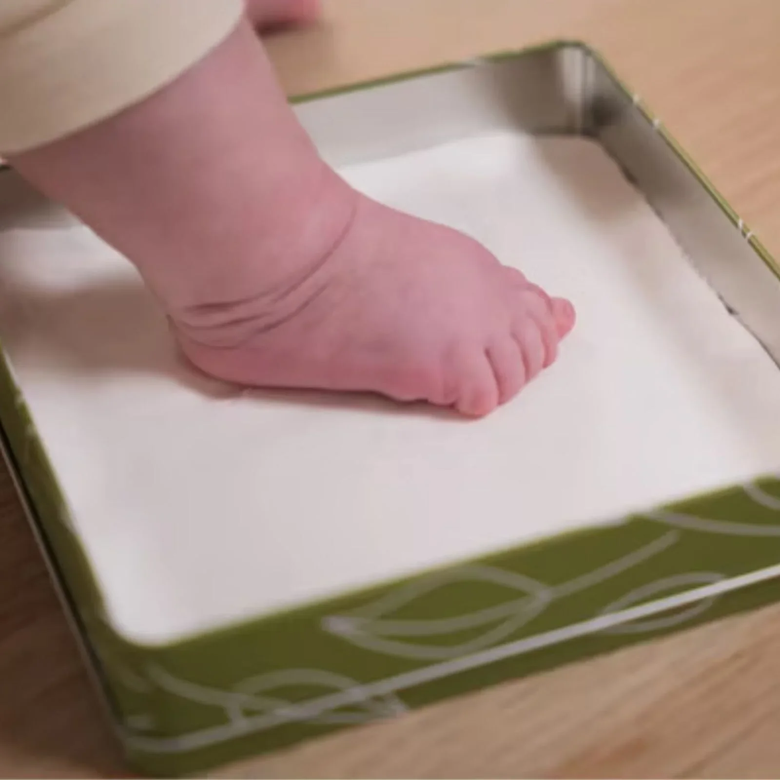 Petit Artichaut Baby Hand & Foot Imprints Square Box - Olive Tree - Image 5