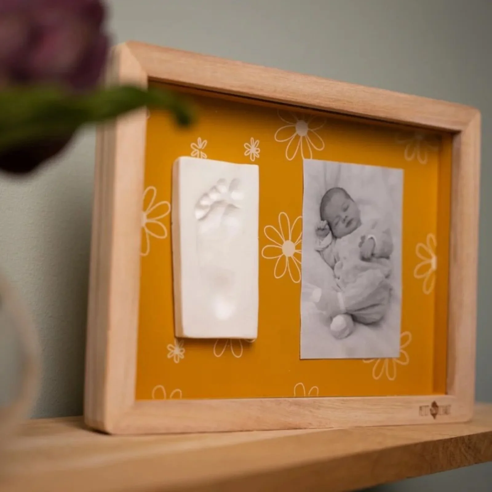 Petit Artichaut Classic Frame with Hand & Foot Imprints - Daisy Ochre - Image 3