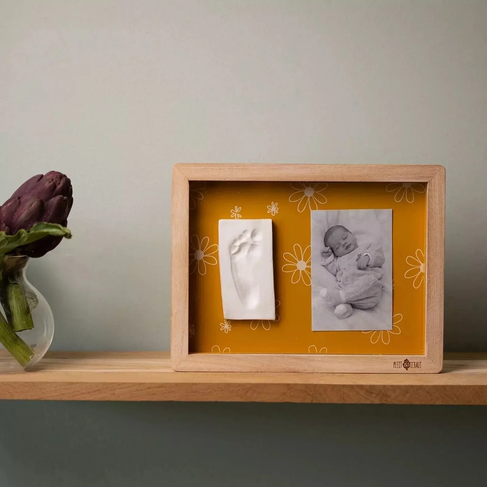 Petit Artichaut Classic Frame with Hand & Foot Imprints - Daisy Ochre - Image 4