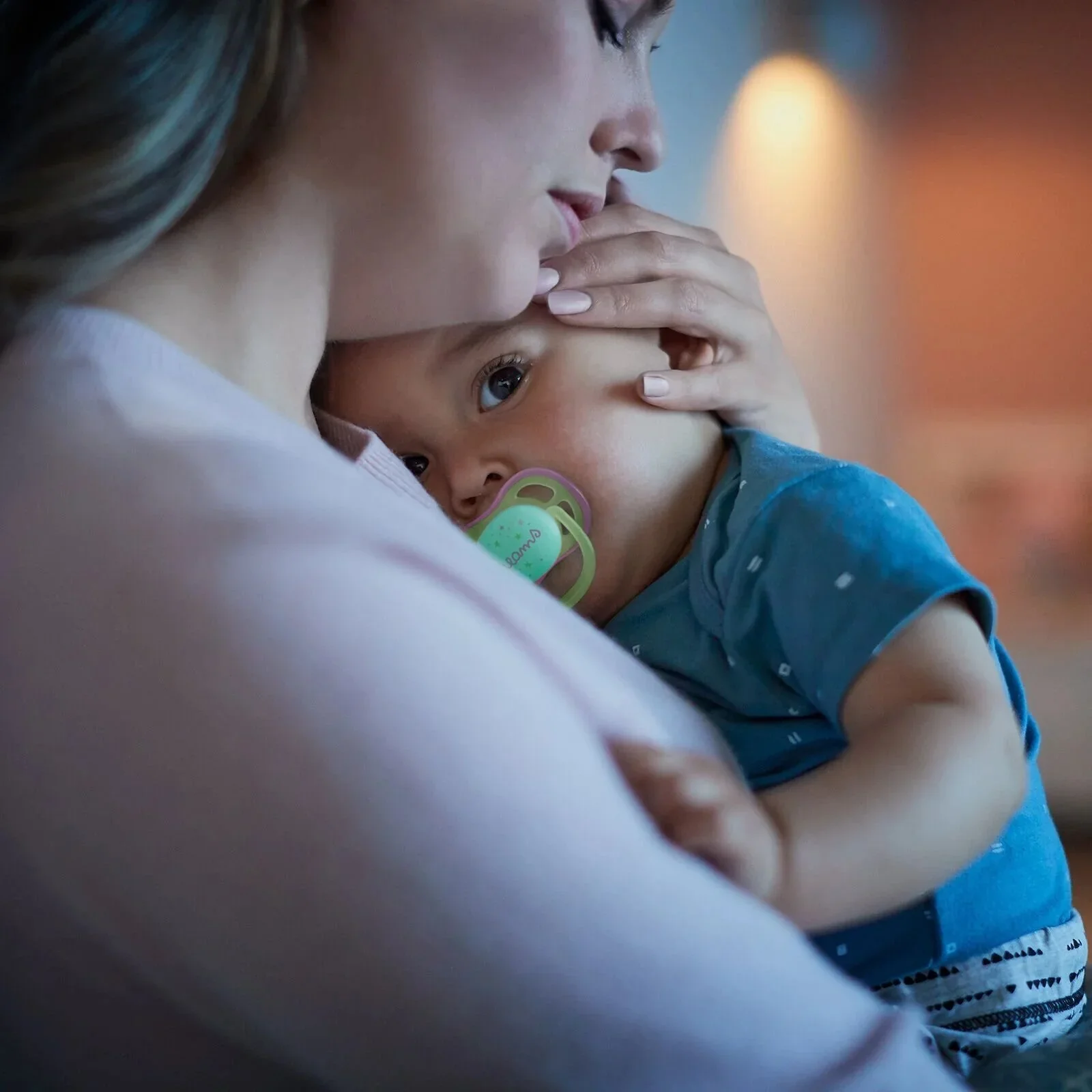 Philips Avent Ultra Air Night Soother 0-6 months Pack of 2 - Image 6