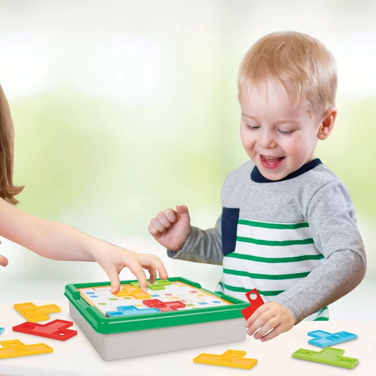 Pilsan 'T' Puzzle (32 Pieces) - Image 5