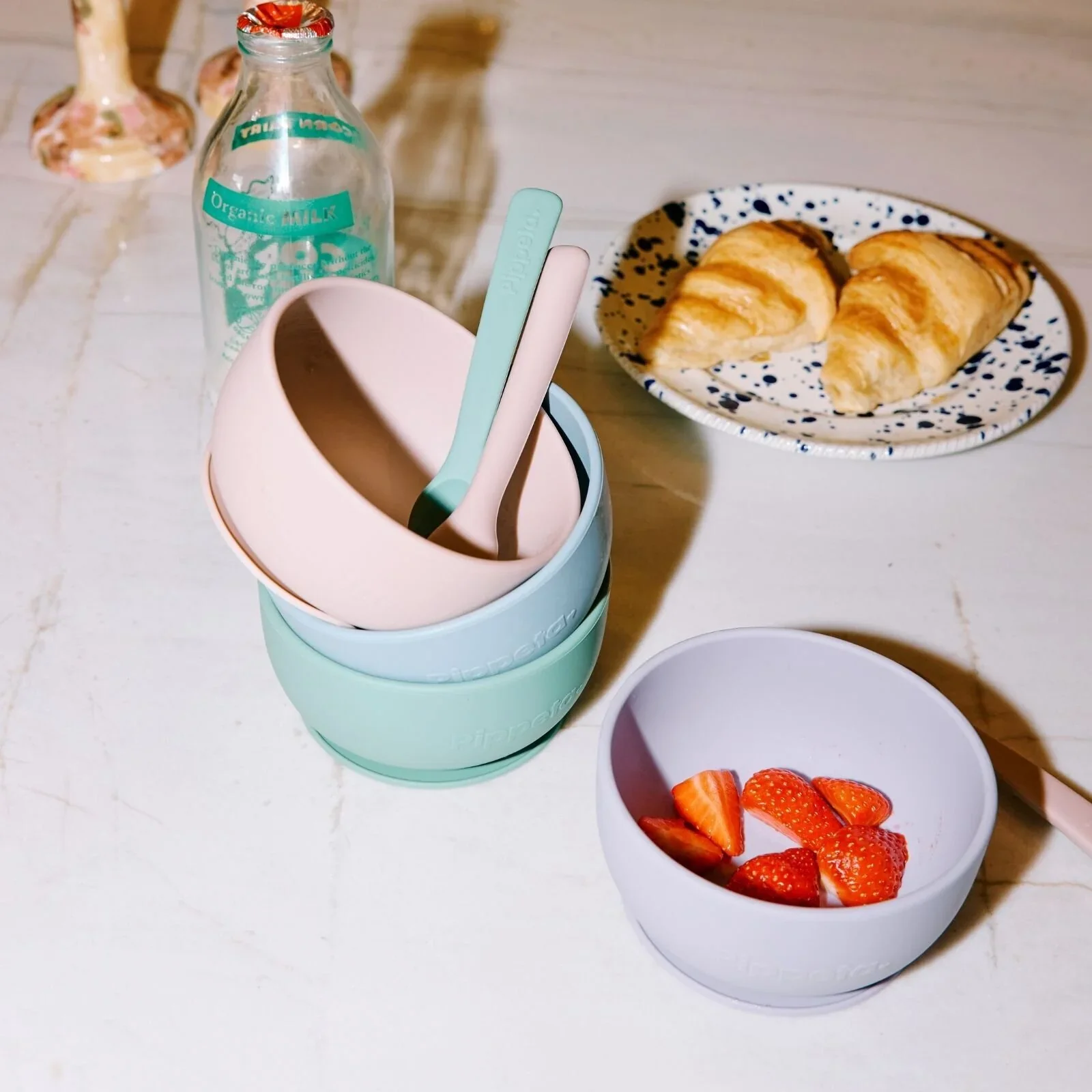 Pippeta Silicone Suction Bowl - Aqua Blue - Image 2