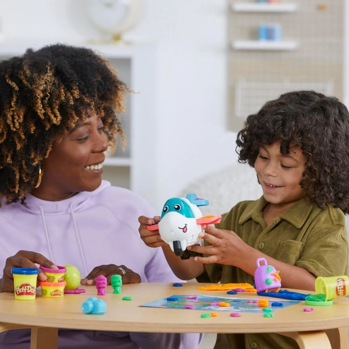 Play-Doh Airplane Explorer Starter Set - Image 10