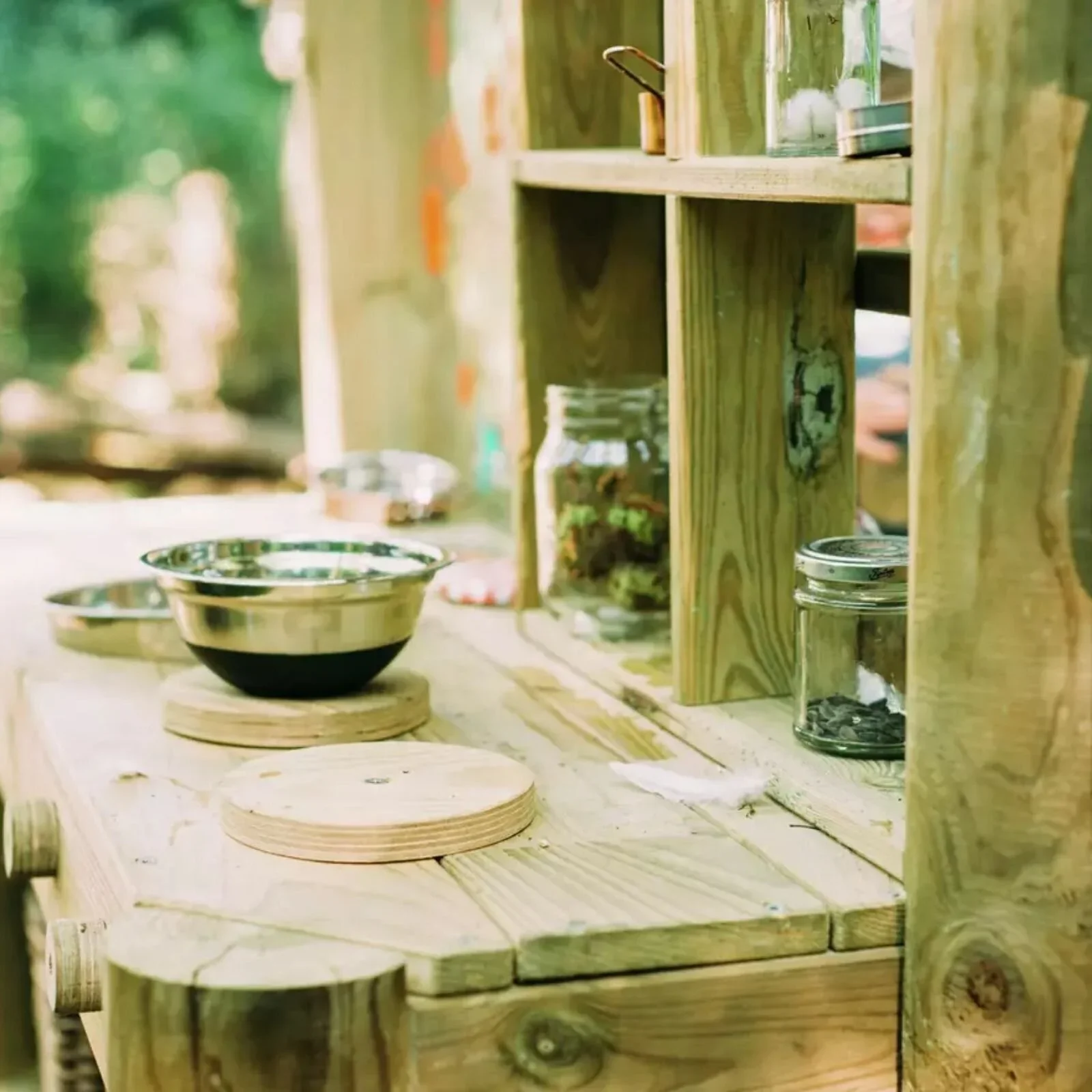Plum Discovery Mud Pie Kitchen - Image 4