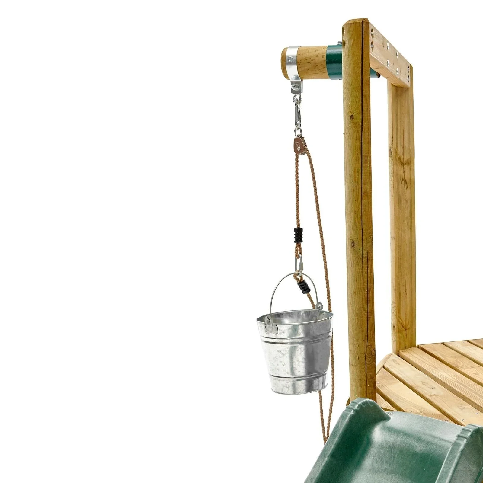 Plum Discovery Woodland Treehouse - Image 11