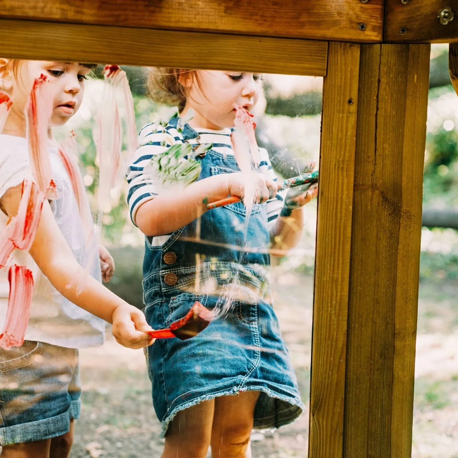 Plum Discovery Woodland Treehouse - Image 20