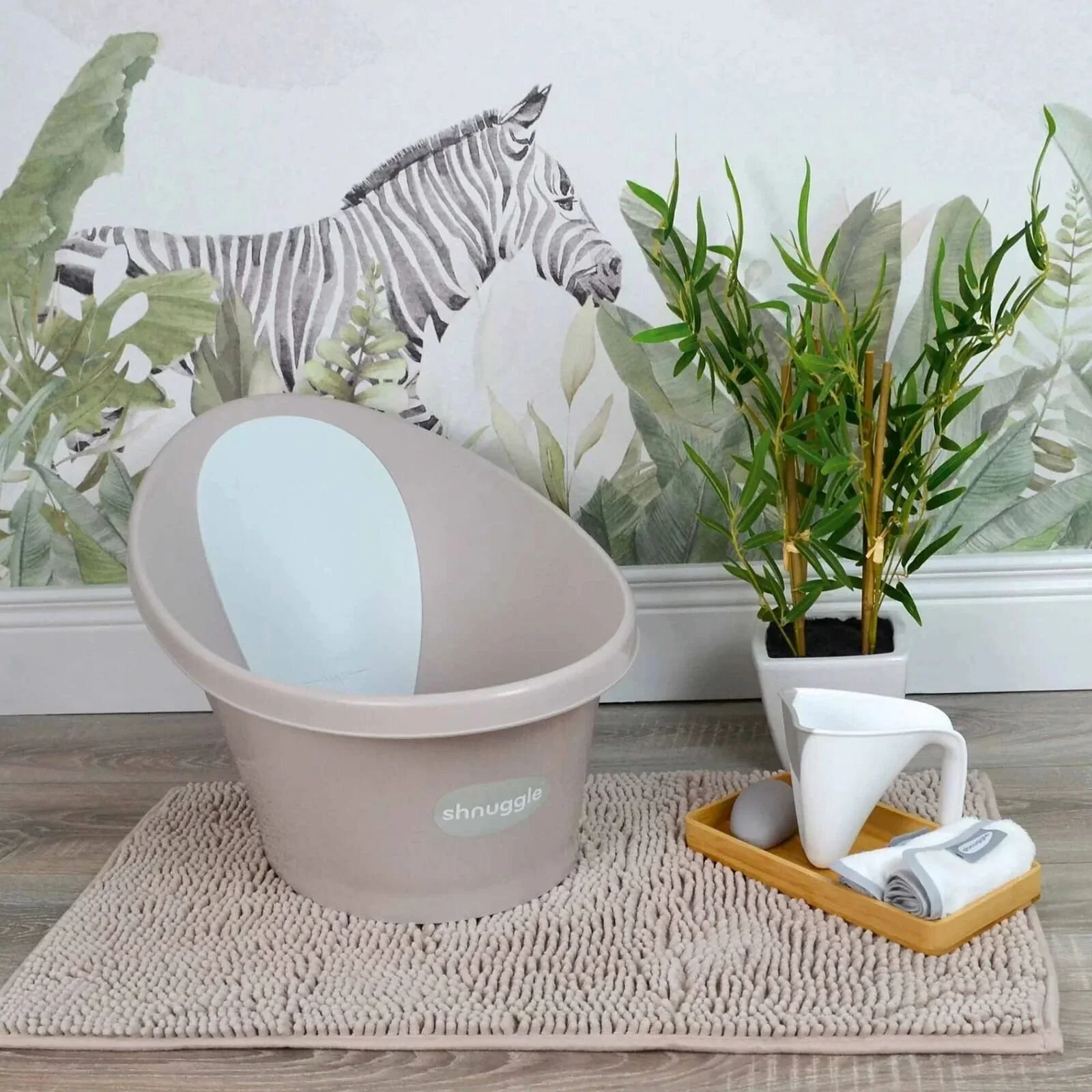 Shnuggle Newborn Baby Bath with Plug - Taupe - Image 2