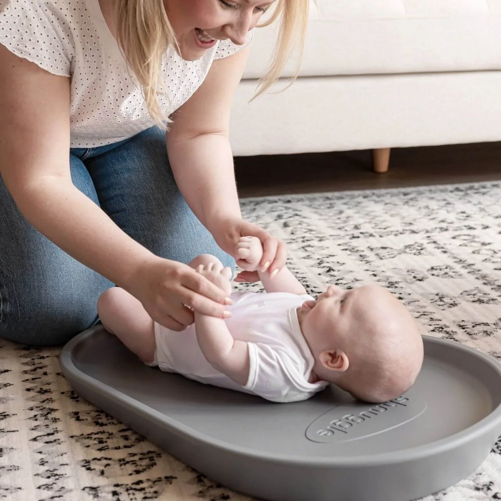 Shnuggle Squishy Changing Mat - Image 4