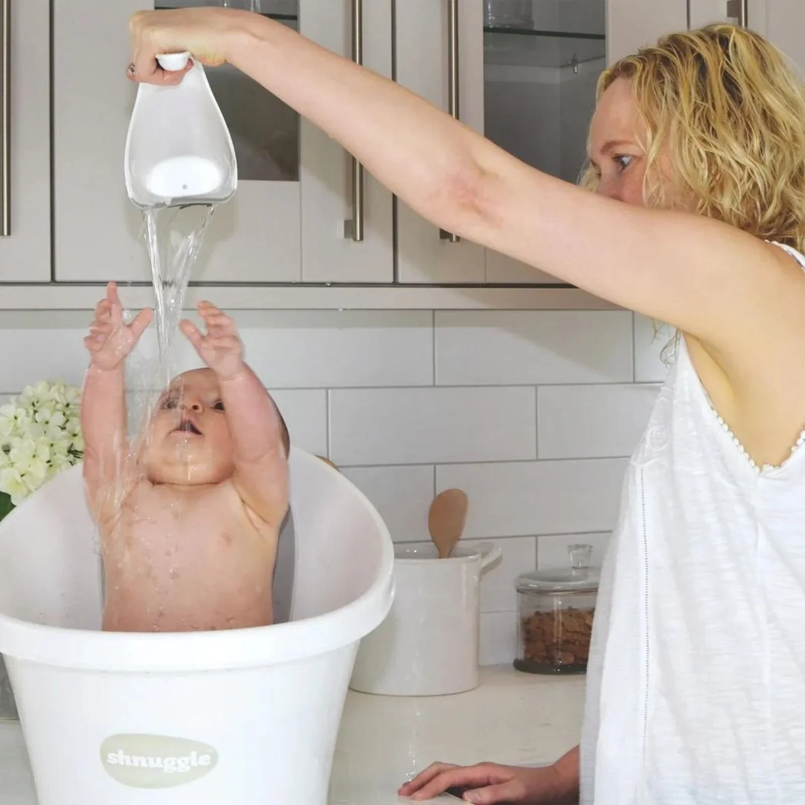 Shnuggle Washy Bath Jug White - Image 3